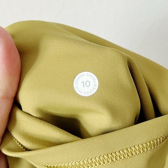 Lululemon Fast and Free High-Rise Tight Legging 28” Grape Leaf Nulux 10 Running - Picture 16 of 16